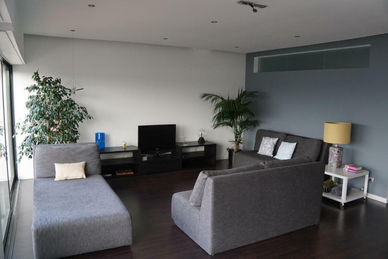 Penthouse Bellevue Apartment Almada Exterior photo